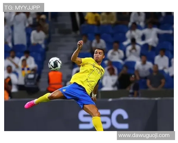 全球十大最具魅力足球明星：盘点那些既帅气又实力惊人的球场英雄