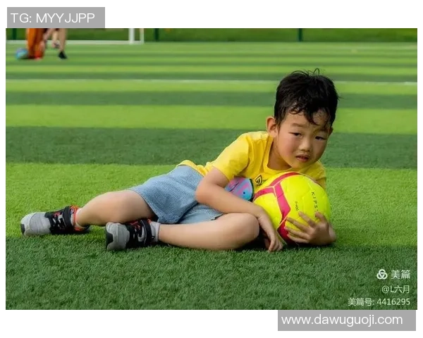 培养足球小球星的成长路径与教学策略探究 培养足球小球星的成长路径与教学策略探究