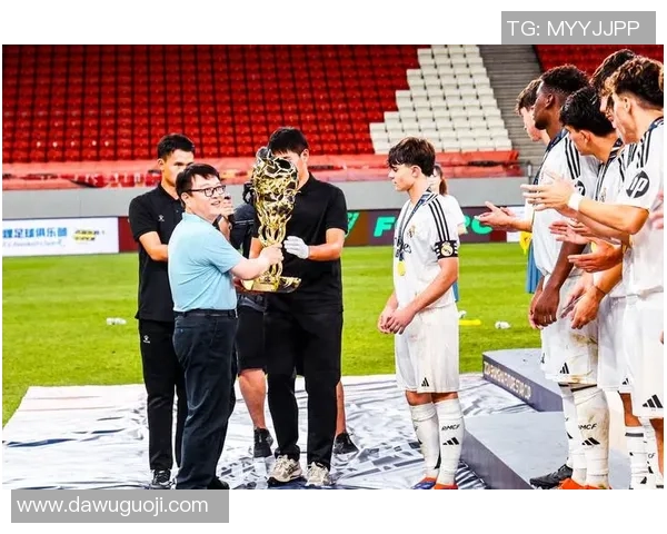 细思极恐的足球之星比赛背后隐藏的惊人秘密与不可告人的真相