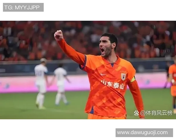 足球巨星最新宣布退役 引发全球球迷震撼与热议